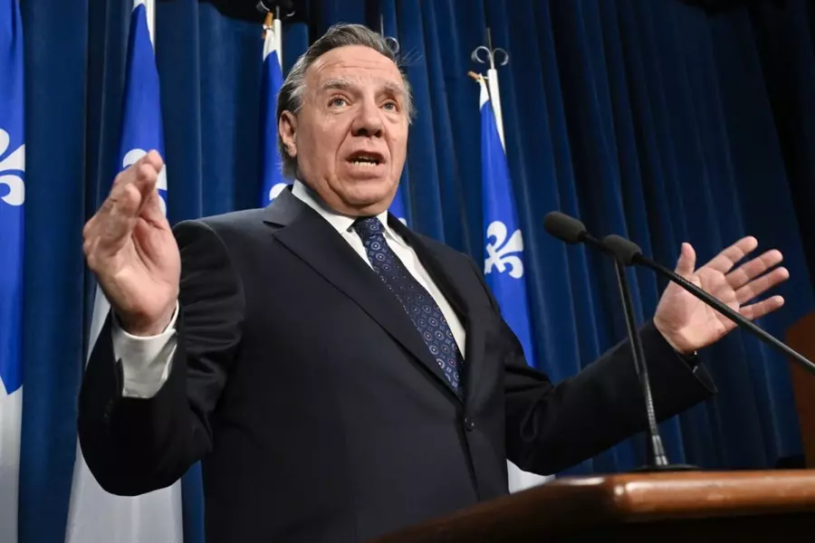 Quebec Premier: Social Media Restrictions Possible