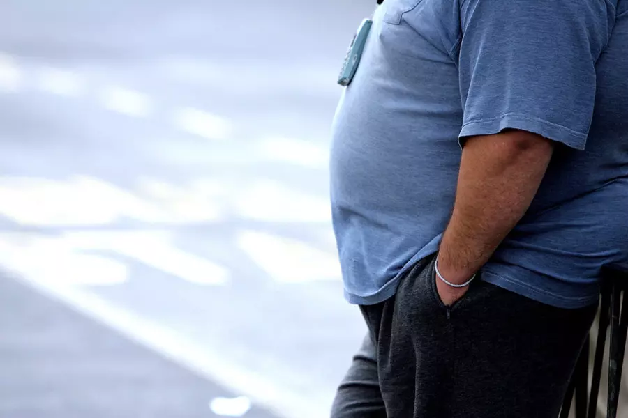 Paying people to lose weight could work in the long run, research suggests