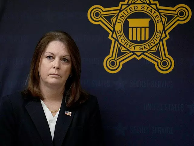 Boyle Leads Democrats in Calling for Resignation of Secret Service Director