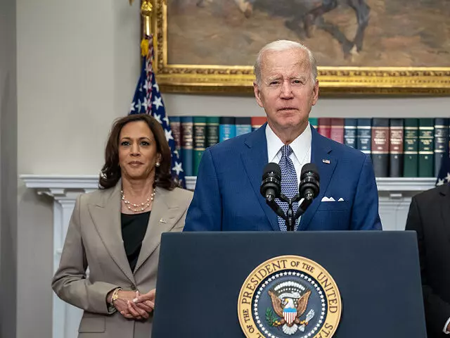 Trump Aims to ‘Fire’ Kamala Harris in Upcoming Showdown: Campaign Memo Reveals Confidence Amid Poll Surge