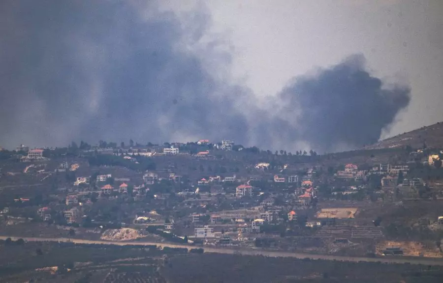 Israeli Army Launches New Strikes on Southern Lebanon: Focusing on Shiite Hezbollah Facilities