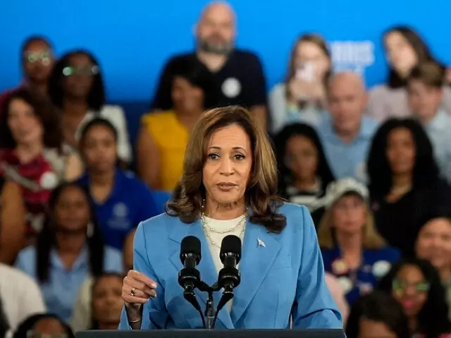 Harris Campaigns in Raleigh Amidst Growing Poll Gap with Trump