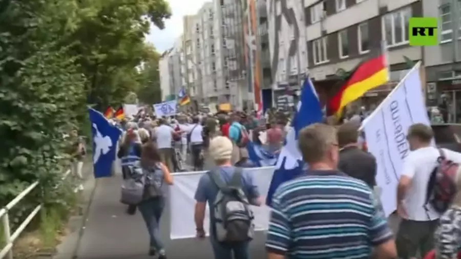 Berlin Rally: Protesters Call for Peace, Direct Democracy & NATO Withdrawal