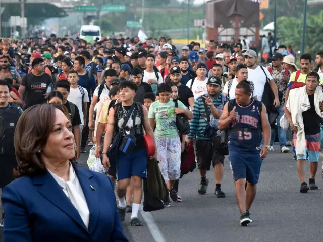 Border Blame Game: Trump Criticizes Harris’ Visit Amid Influx of Low-Wage Migrant Workers